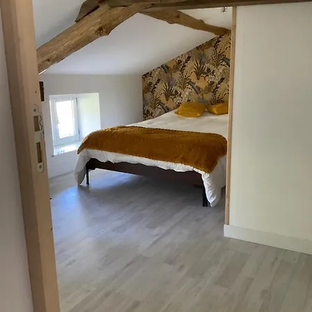 Ravissant Appartement Dans Cadre Verdoyant Marchampt Exterior photo